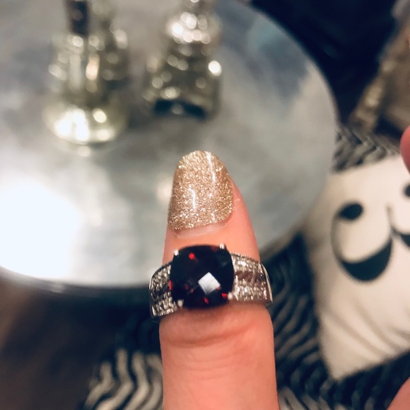 Garnet CZ ring - Picture 4 of 4